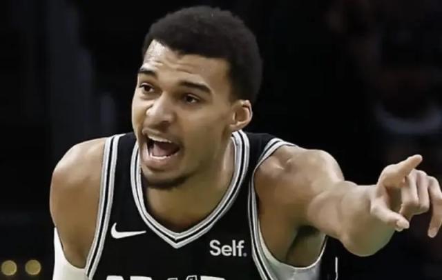 MKSPORT-31分12板6助6帽！文班亚马再轰恐怖数据比肩邓肯