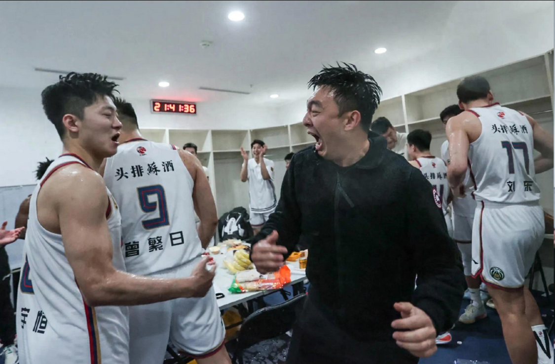 MK体育-多名主力+关键操盘手离队！网红队一夜回到解放前，下季又摆烂？